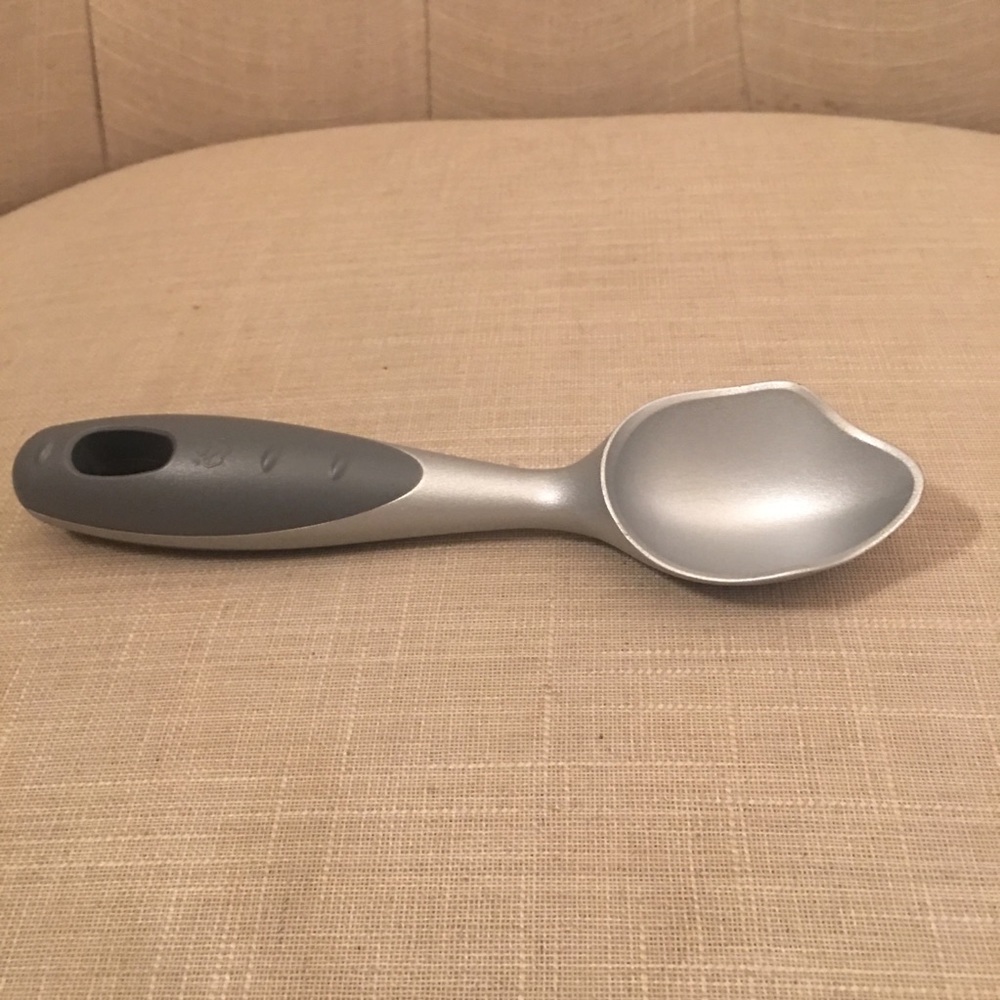 Pampered Chef Ice Cream Scoop